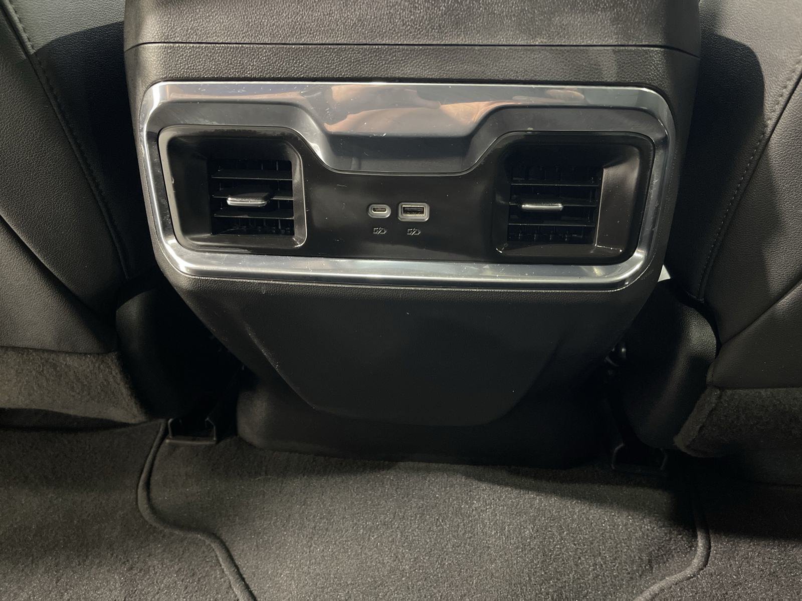 Used 2023 GMC Sierra 1500 SLT w/ SLT Premium Package AWD/4WD image 15