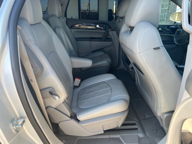Used 2017 Buick Enclave Leather image 17