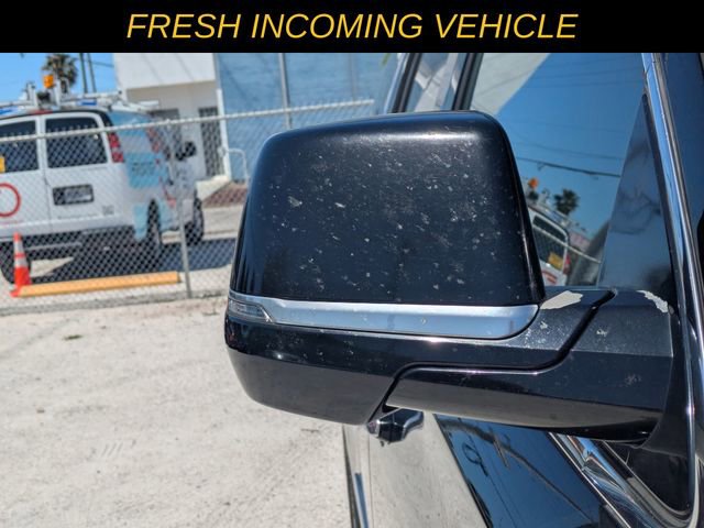 Used 2018 Cadillac Escalade Platinum image 10