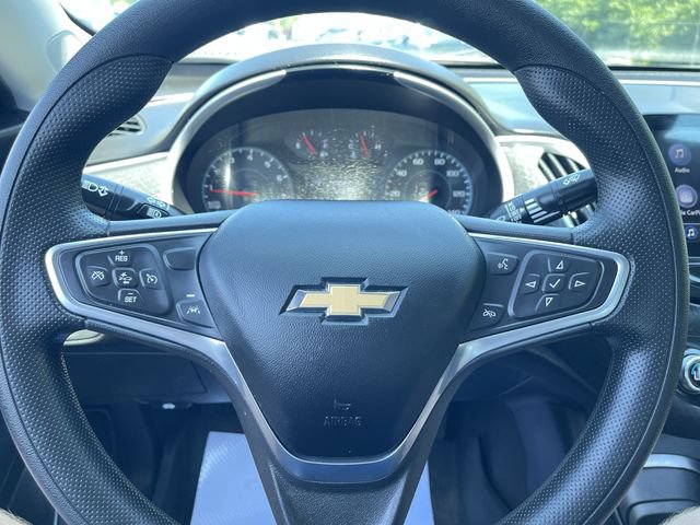 Used 2023 Chevrolet Malibu LT w/ LPO, Floor Liner Package FWD image 11