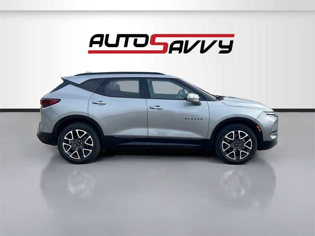 Used 2025 Chevrolet Blazer RS image 8