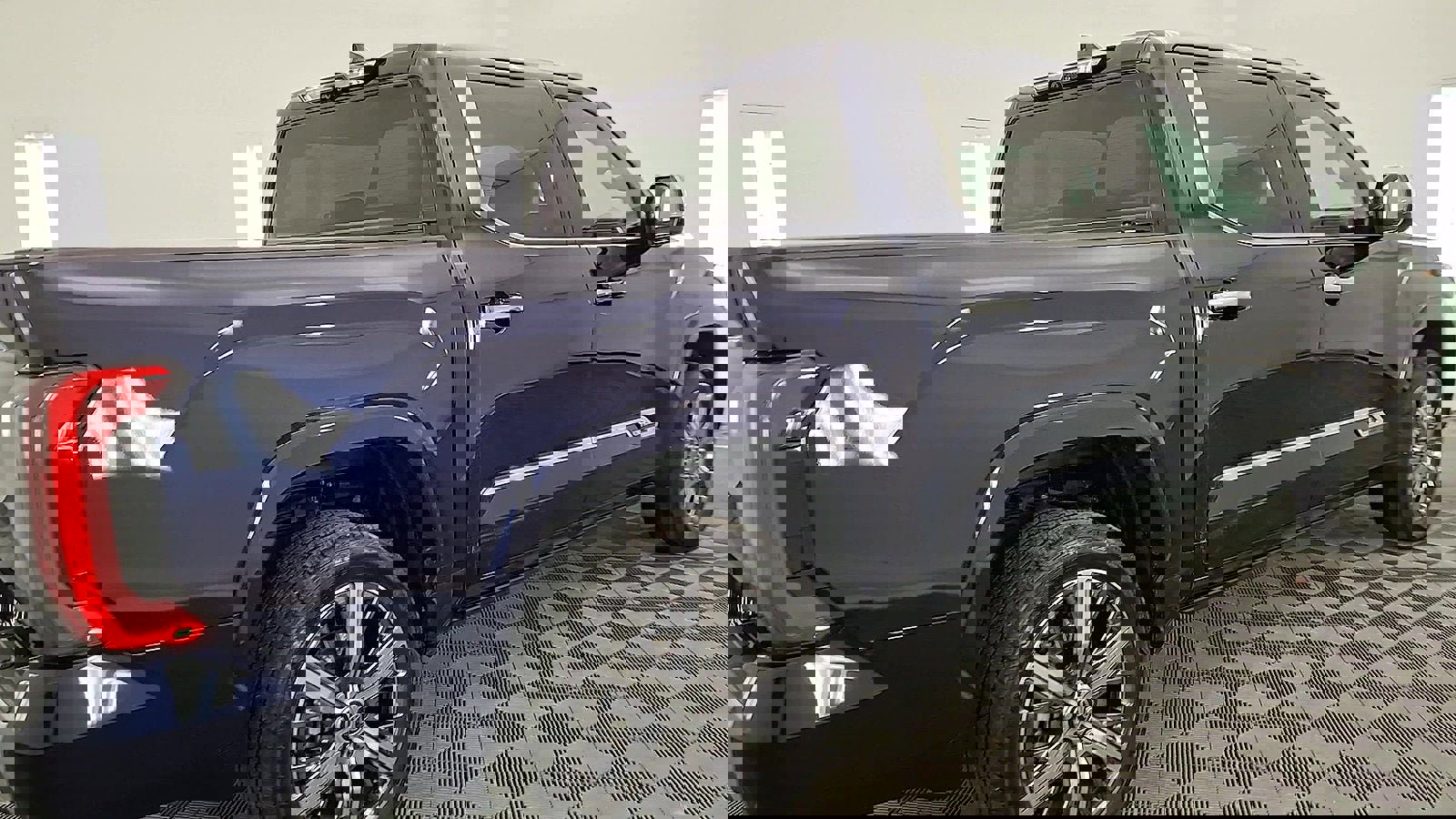 Used 2022 Toyota Tundra Capstone image 4