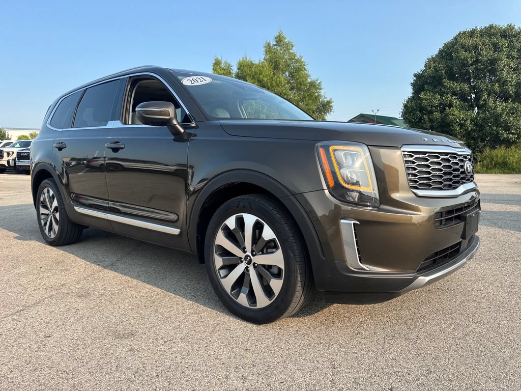 Used 2021 Kia Telluride EX w/ EX Premium Package FWD image 9