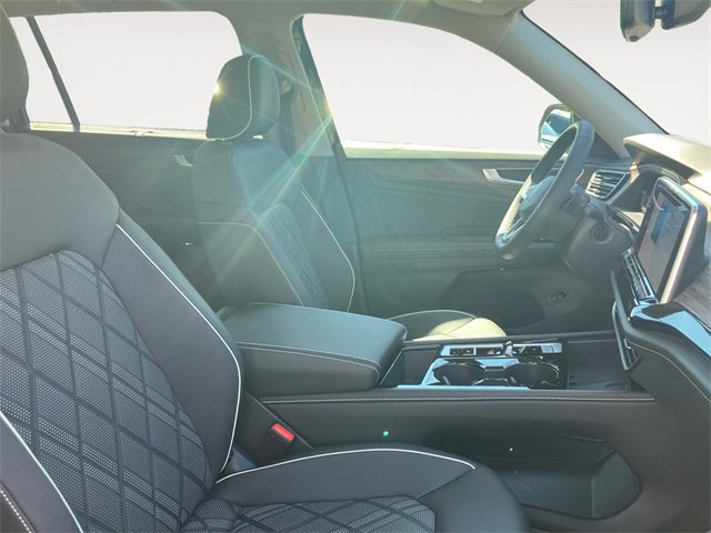 New 2025 Volkswagen Atlas SEL Premium R-Line image 15