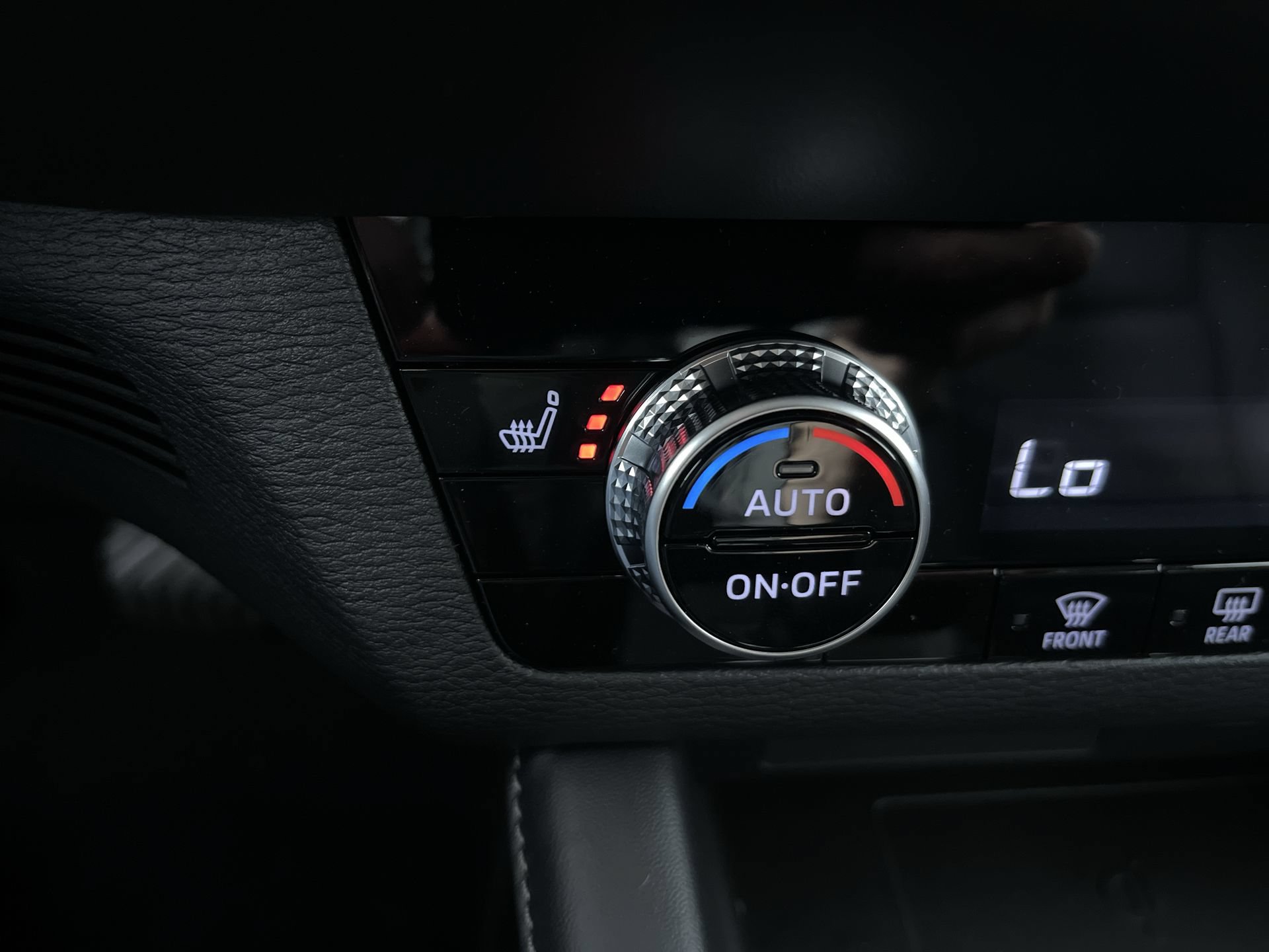 New 2026 Nissan Rogue SL AWD/4WD image 21