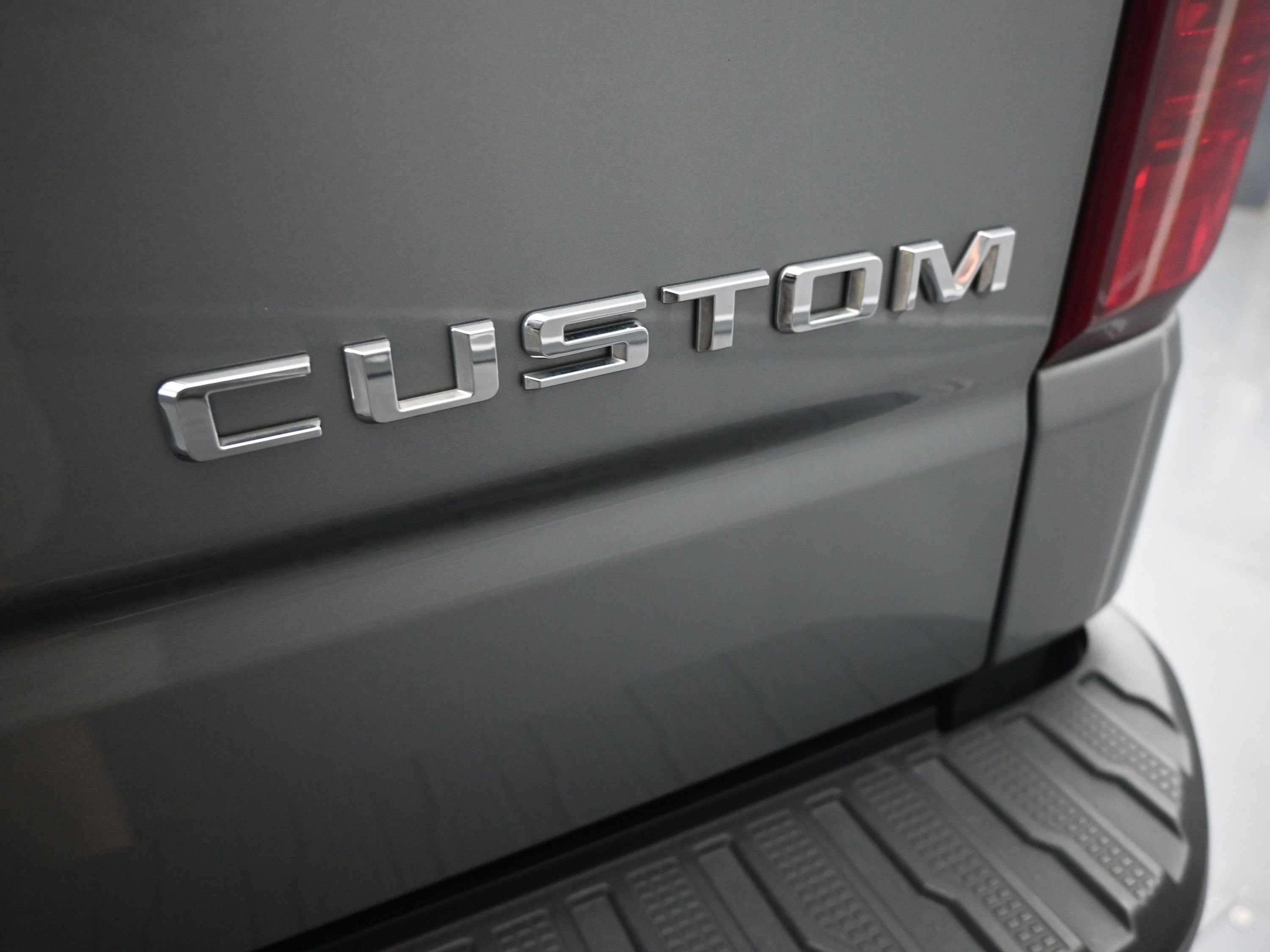 Used 2024 Chevrolet Silverado 1500 Custom image 20