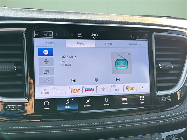 New 2026 Chrysler Pacifica Select image 30