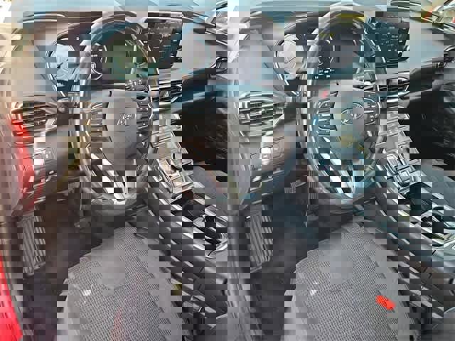 Certified 2022 Hyundai Santa Fe SEL w/ Convenience Package image 10