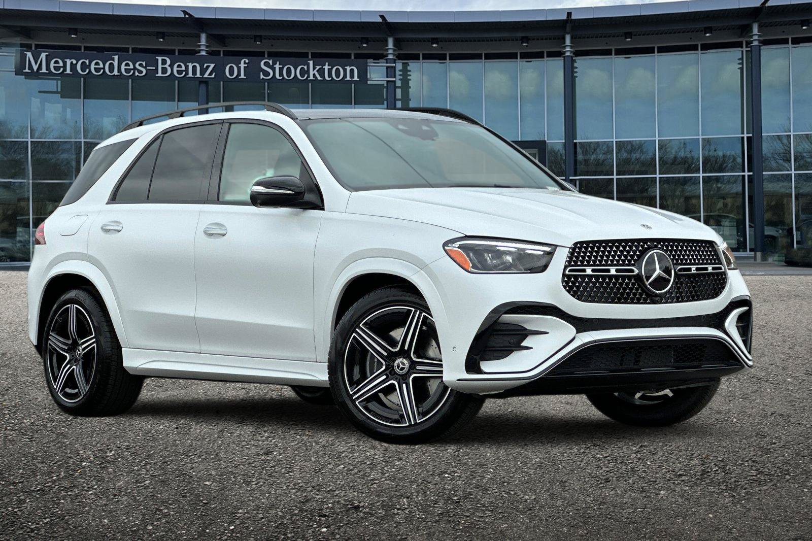 New 2026 Mercedes-Benz GLE 450 4MATIC image 2
