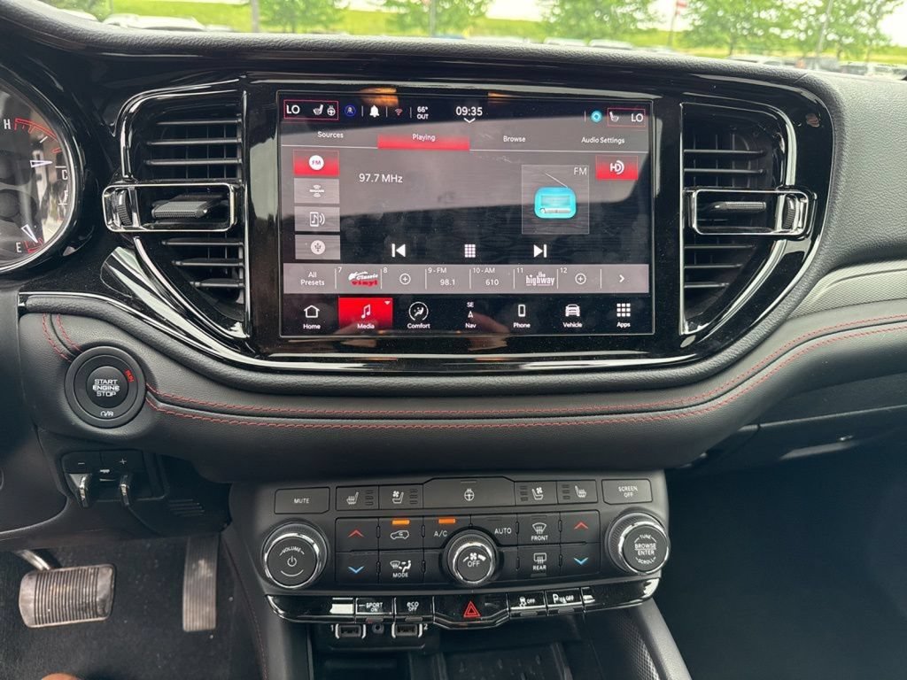 Used 2025 Dodge Durango R/T AWD/4WD image 19