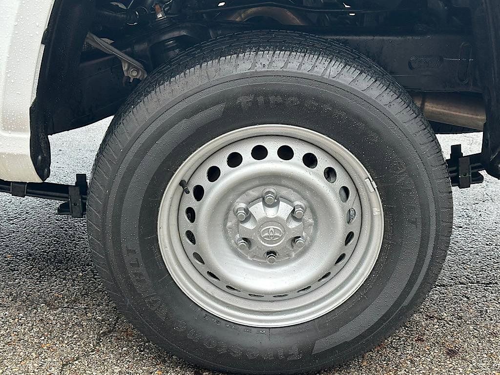Certified 2025 Toyota Tacoma SR image 29