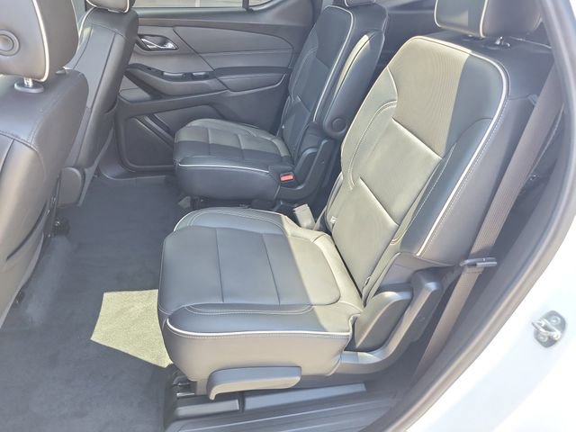 Used 2023 Chevrolet Traverse Premier AWD/4WD image 25