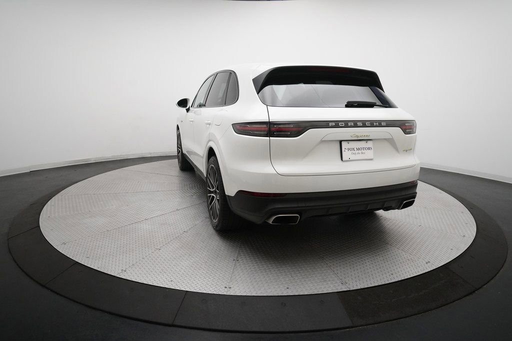 Used 2019 Porsche Cayenne E-Hybrid image 13