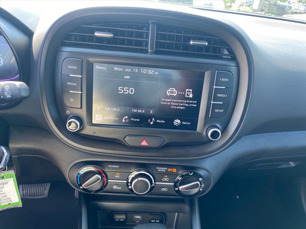 Certified 2025 Kia Soul LX FWD image 12