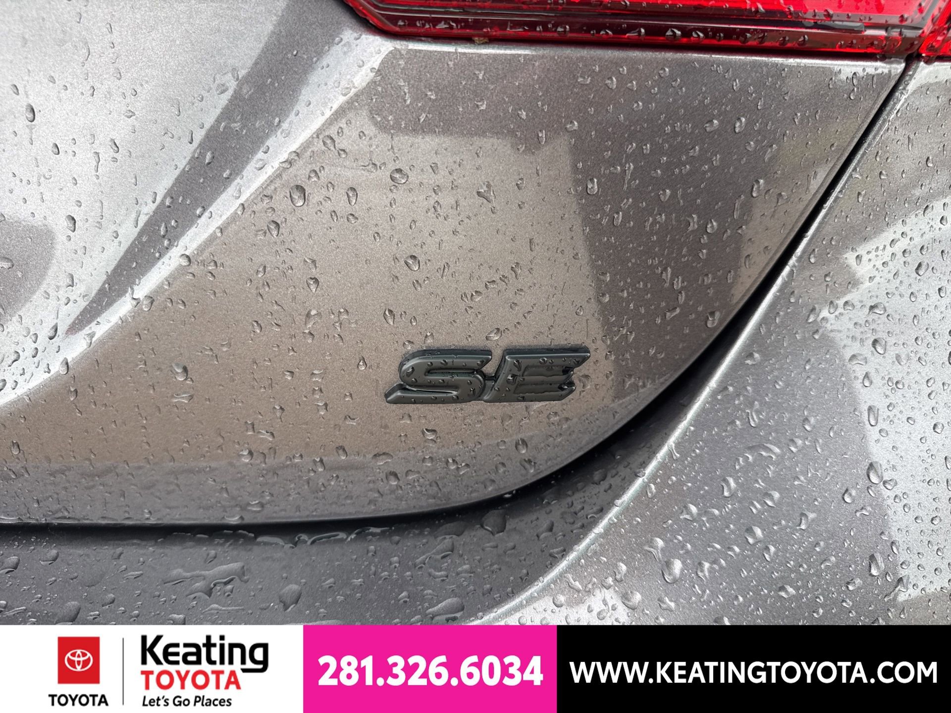 Used 2023 Toyota Camry SE FWD image 9