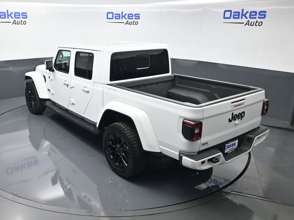 Used 2023 Jeep Gladiator Overland image 50