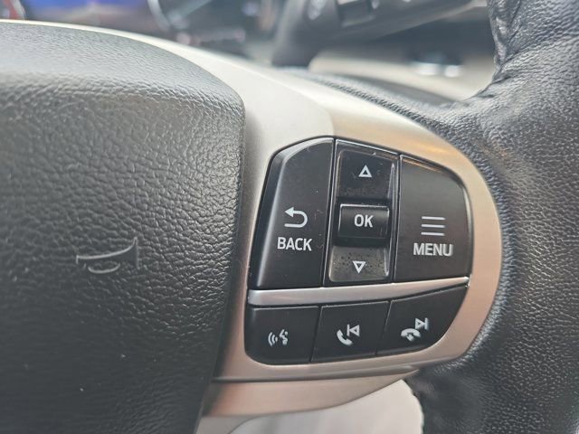 Used 2022 Ford Explorer XLT w/ Equipment Group 202A AWD/4WD image 28