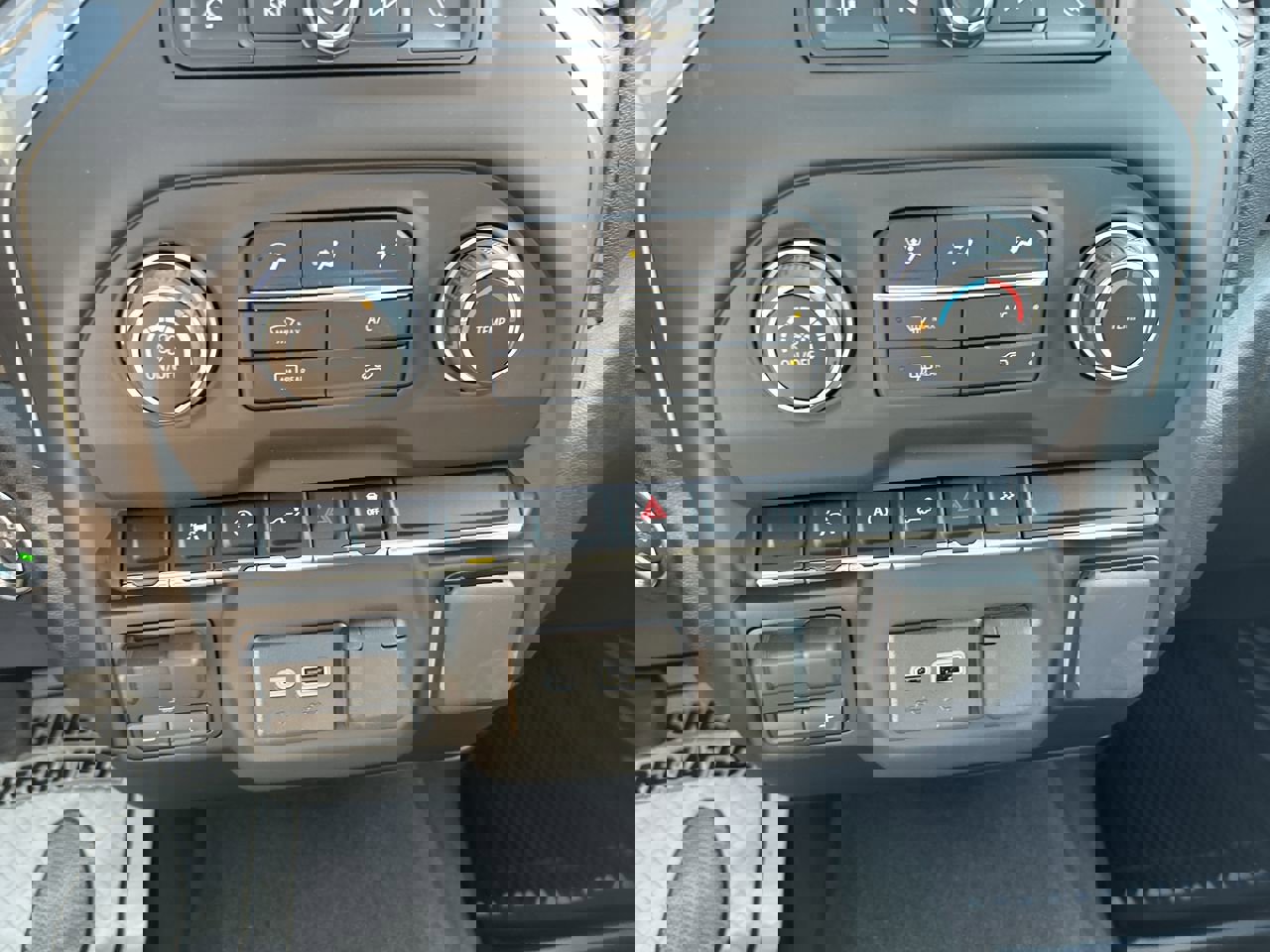 New 2026 Chevrolet Silverado 1500 Custom w/ Rally Edition image 29