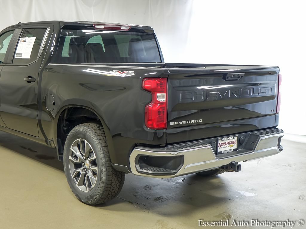 Used 2024 Chevrolet Silverado 1500 LT AWD/4WD image 7