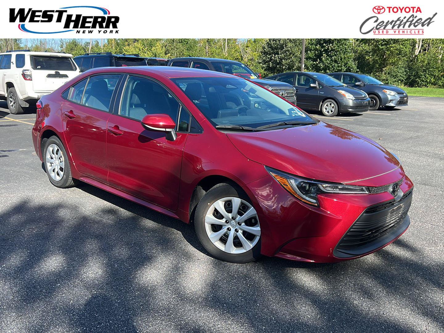 Used 2024 Toyota Corolla LE FWD image 1