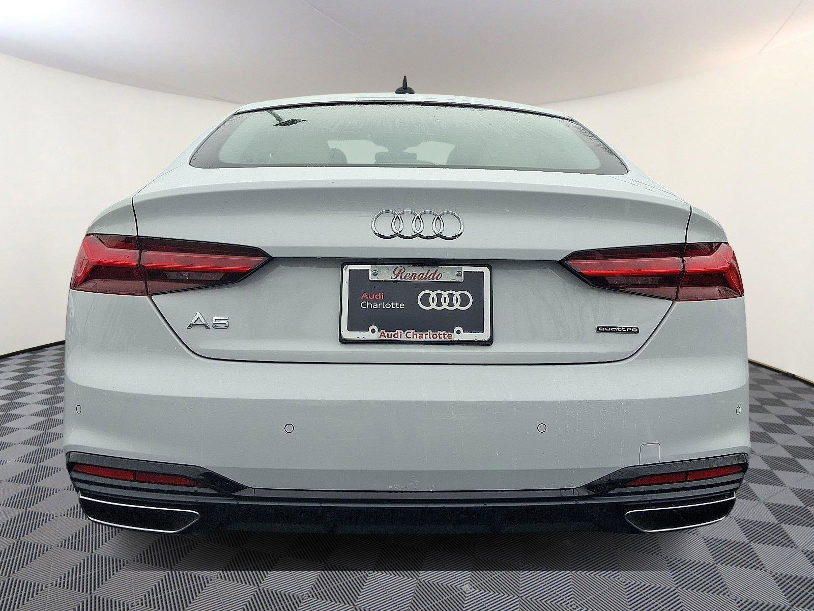 Used 2025 Audi A5 2.0T Prestige image 5