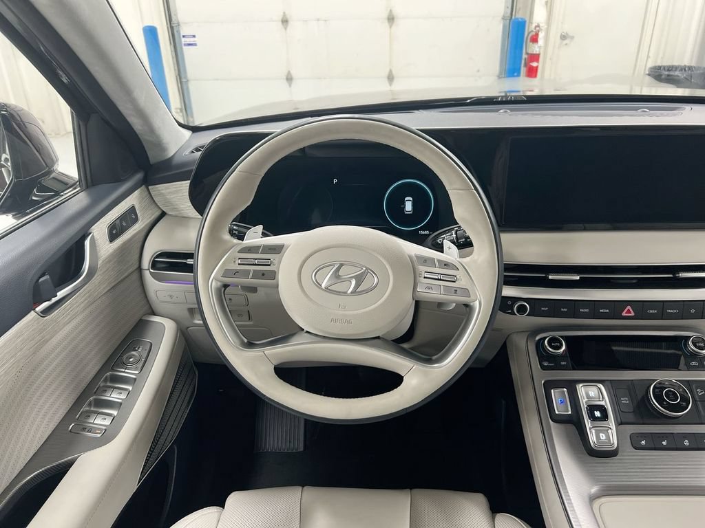 Used 2023 Hyundai Palisade Calligraphy AWD/4WD image 11