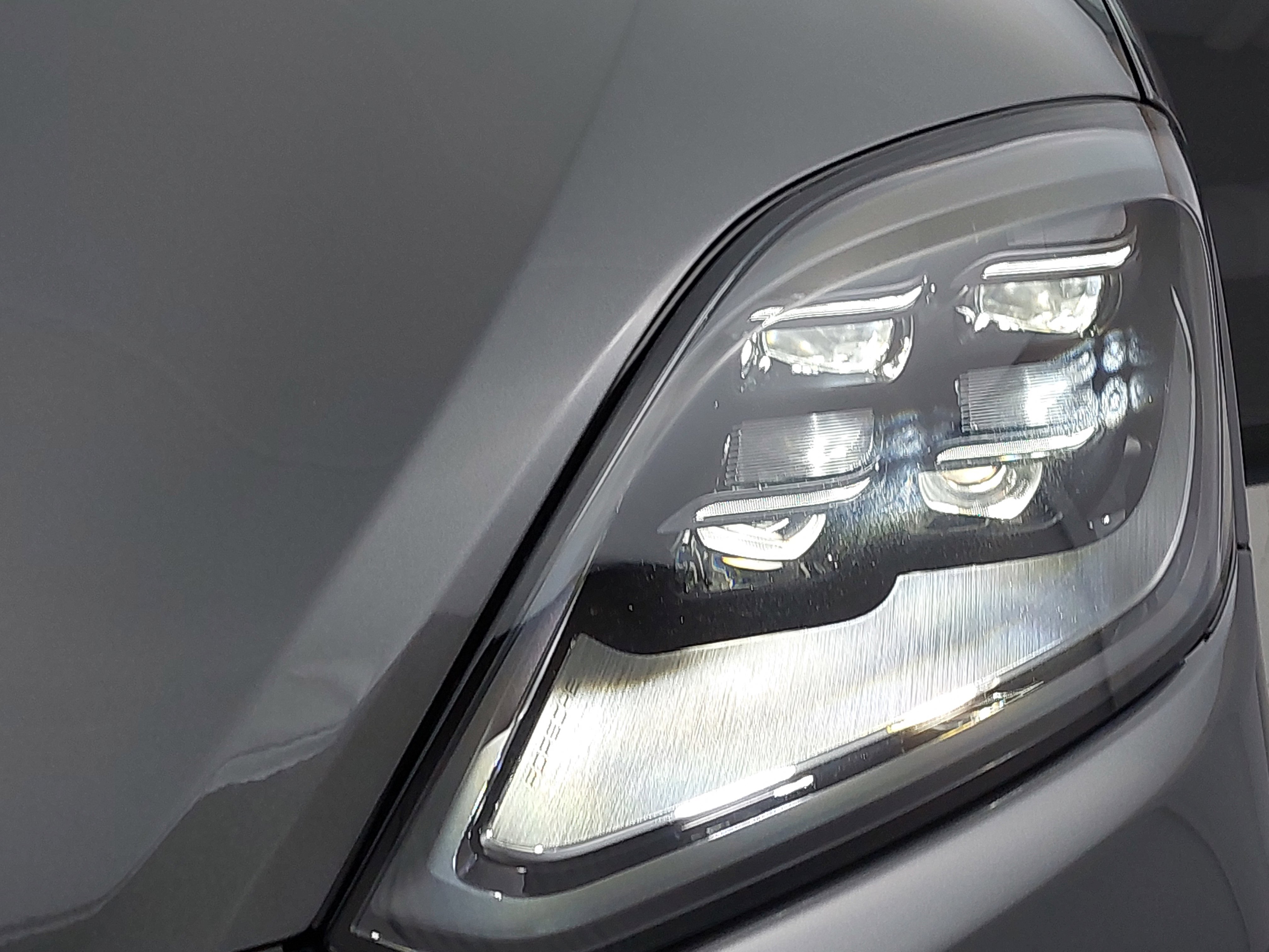 New 2026 Porsche Cayenne S image 34