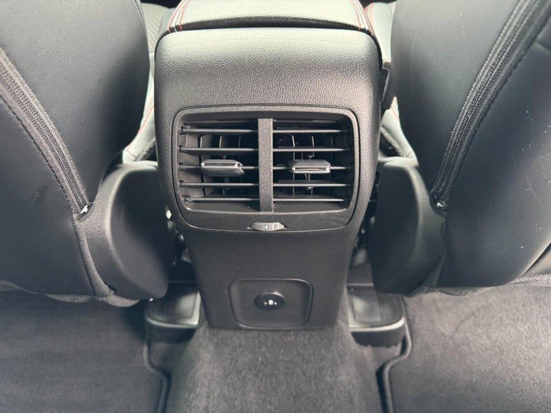 Used 2025 Ford Escape ST-Line FWD image 16