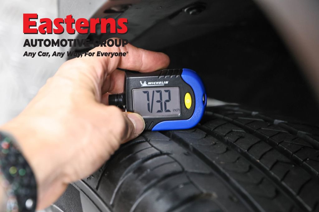 Used 2023 Jeep Renegade Limited AWD/4WD image 30