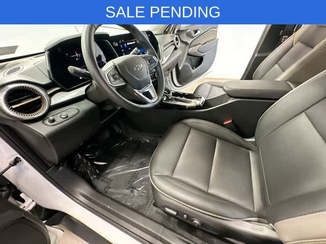 Used 2024 Chevrolet Trax ACTIV FWD image 16