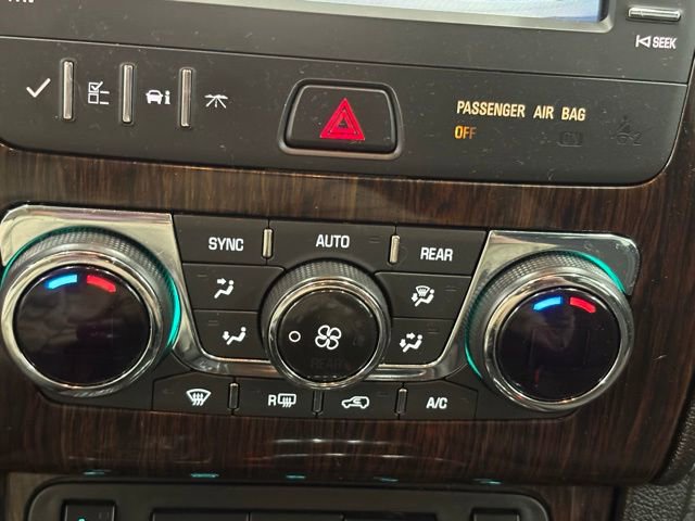 Used 2016 Chevrolet Traverse LT FWD image 25