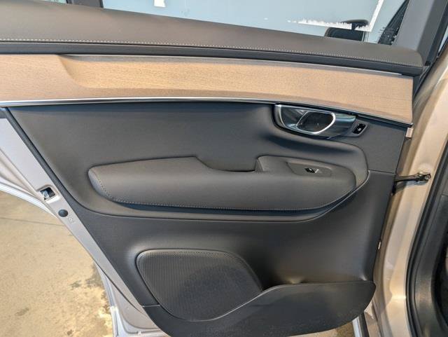 New 2026 Volvo XC90 B6 Plus w/ Protection Package AWD/4WD image 23