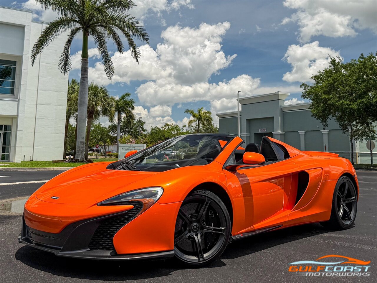 Used 2015 McLaren 650S Spider RWD image 13