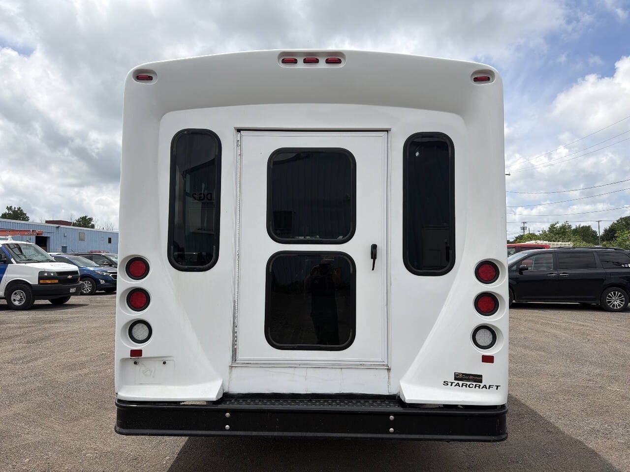Used 2018 Ford E-350 and Econoline 350 Super Duty w/ Shuttle Bus Prep Package RWD image 8