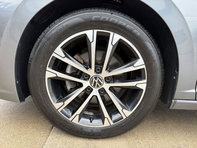 Used 2022 Volkswagen Jetta Sport image 12