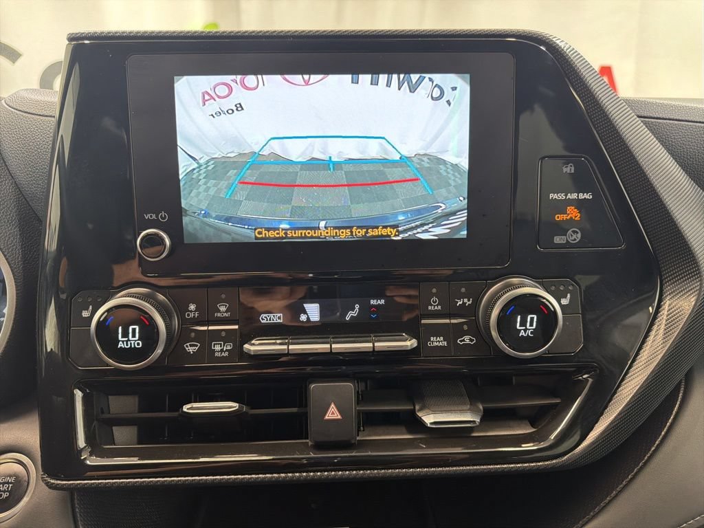 Used 2025 Toyota Highlander XSE AWD/4WD image 33