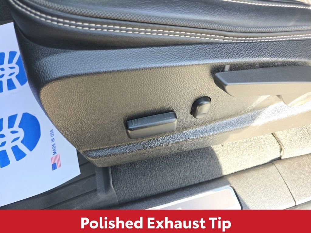 Used 2022 GMC Canyon Denali image 19