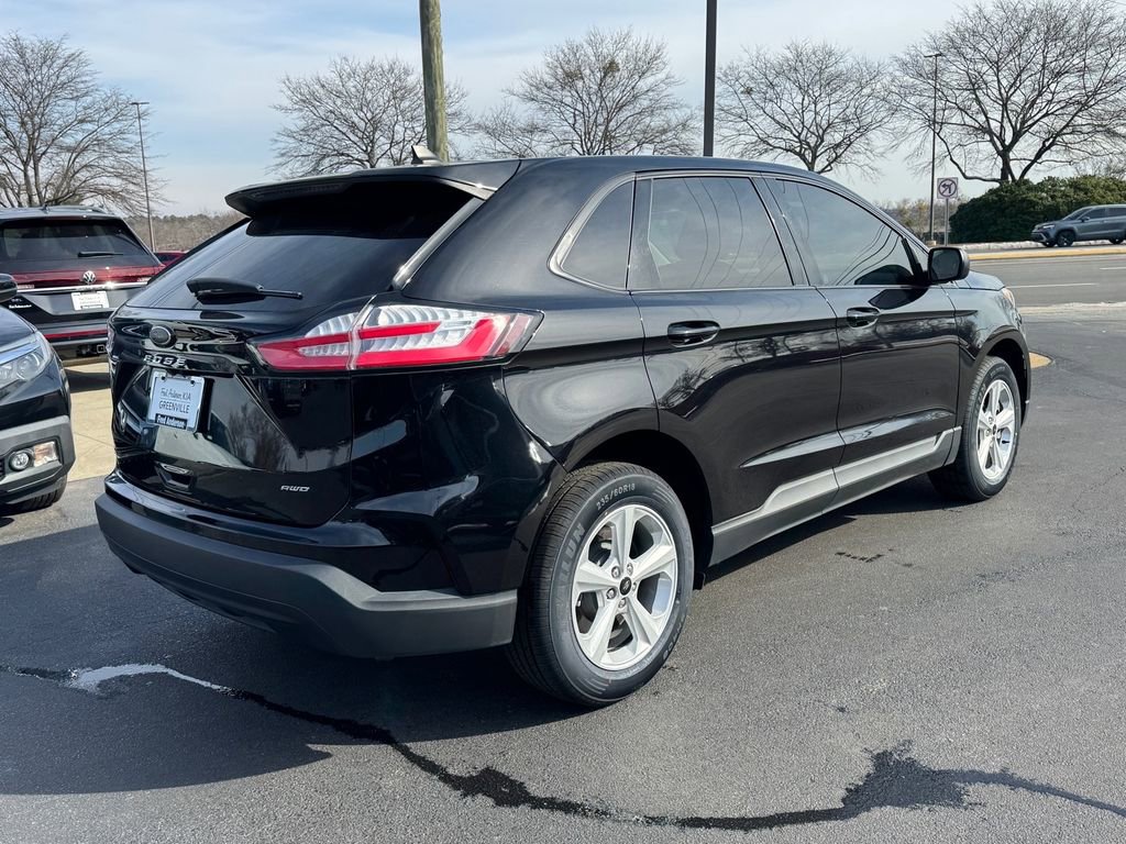 Used 2023 Ford Edge SE image 3