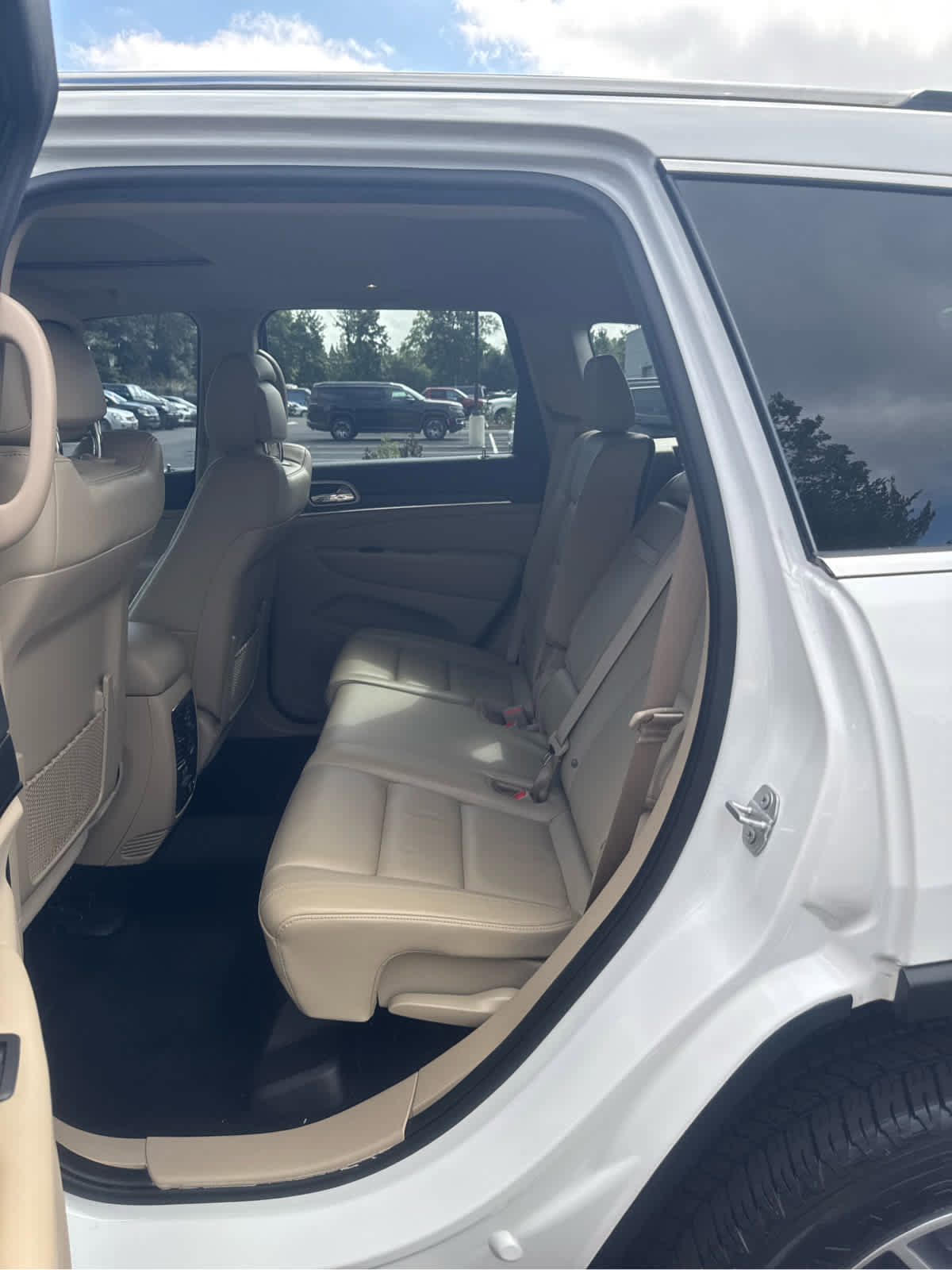 Certified 2020 Jeep Grand Cherokee Limited image 18