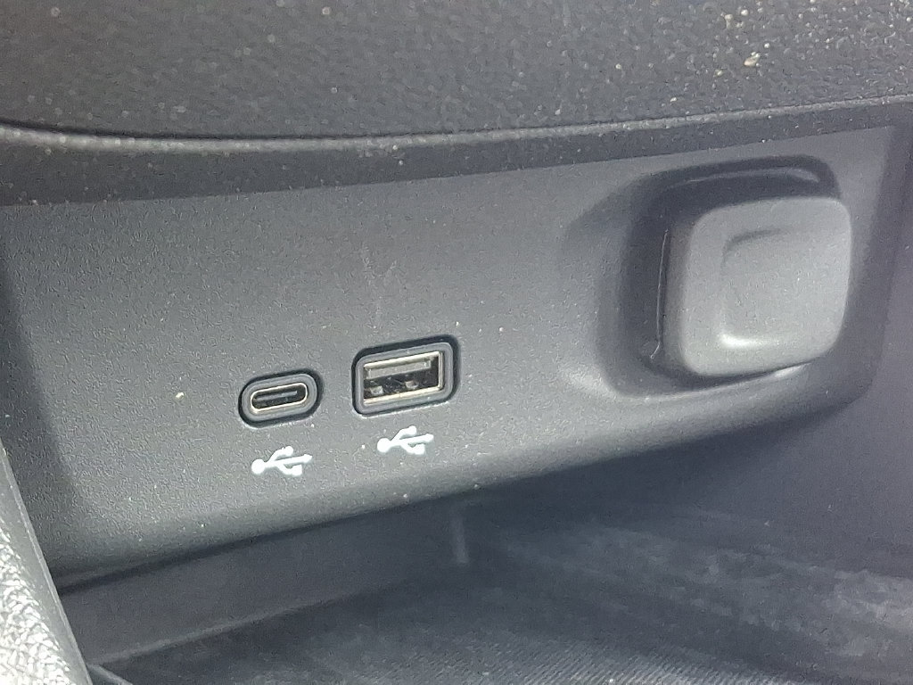 Certified 2024 Buick Envista Sport Touring w/ Convenience II Package FWD image 25