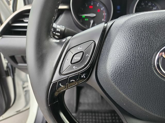 Used 2019 Toyota C-HR XLE FWD image 22