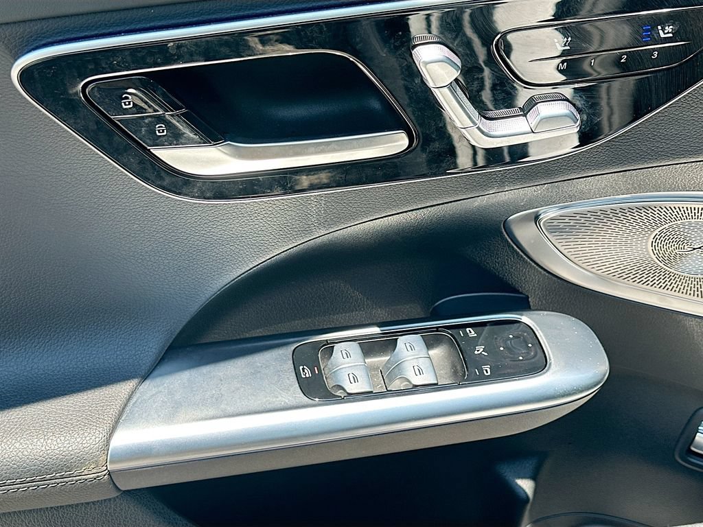 Certified 2025 Mercedes-Benz C 300 Sedan image 18