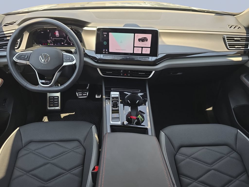 Used 2026 Volkswagen Atlas Peak Edition AWD/4WD image 49