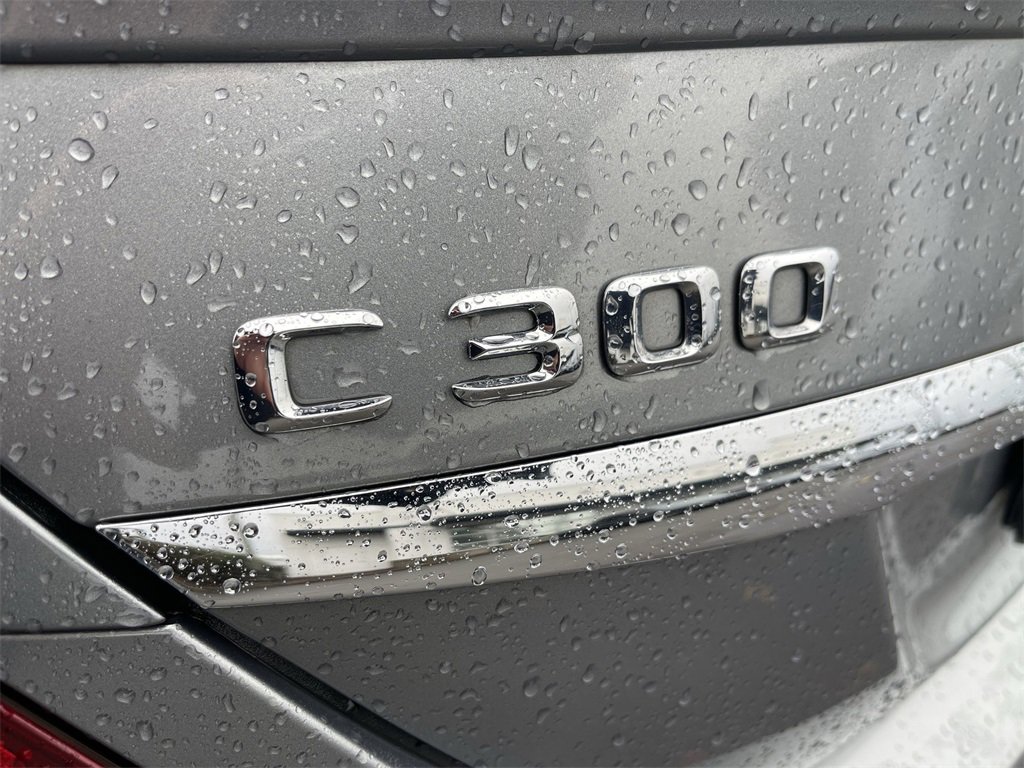 Used 2015 Mercedes-Benz C 300 Sedan image 32