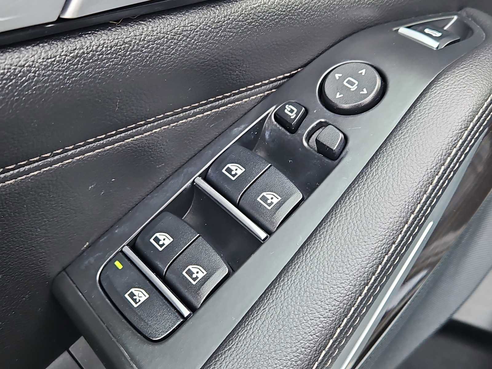 Used 2019 BMW X5 xDrive40i w/ Convenience Package image 31