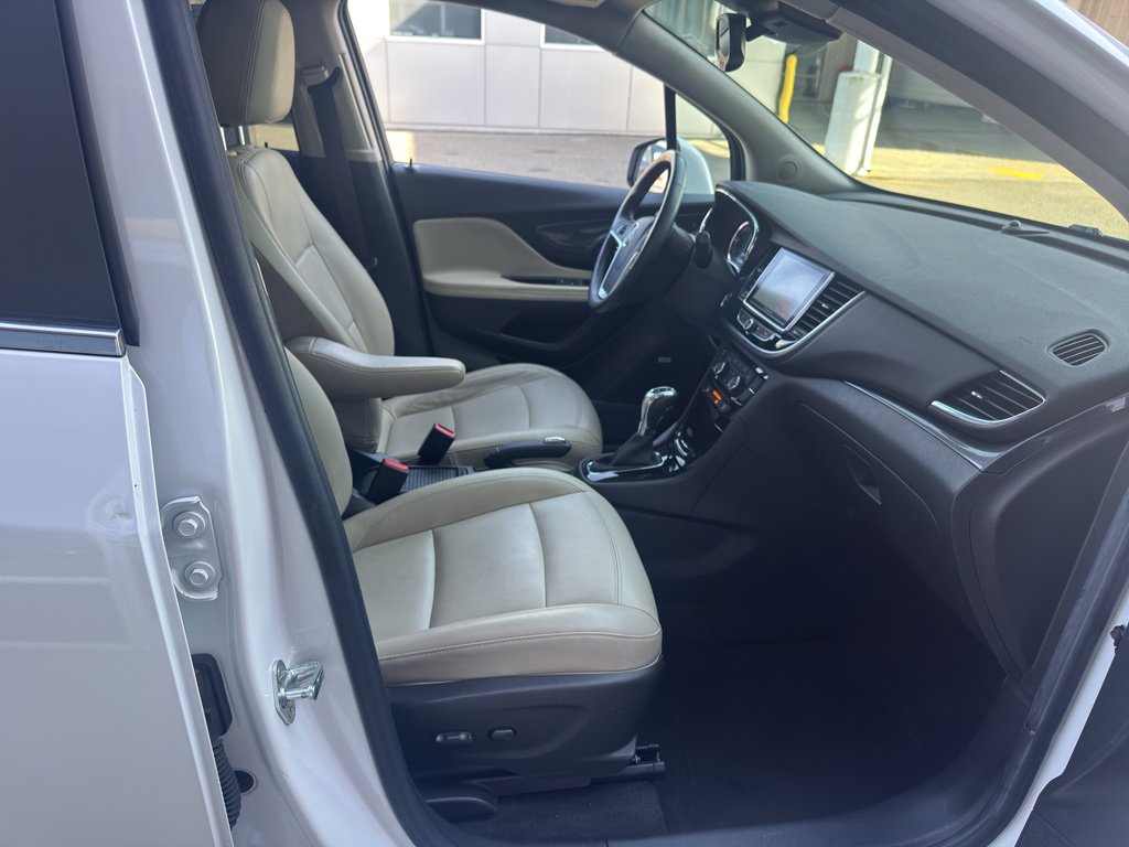 Used 2017 Buick Encore Premium w/ Experience Buick Package image 18