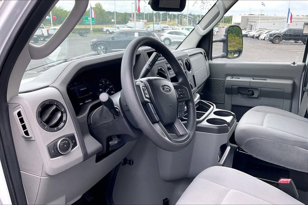 New 2024 Ford E-450 and Econoline 450 Super Duty w/ Driver's Safety Package image 6