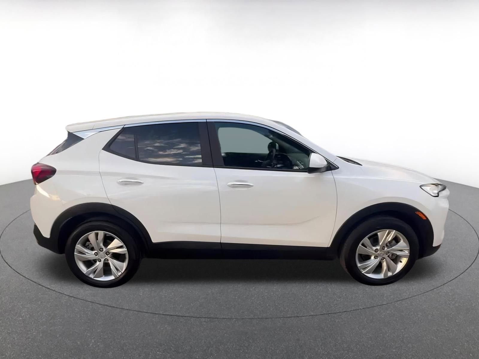 Used 2025 Buick Encore GX Preferred image 16