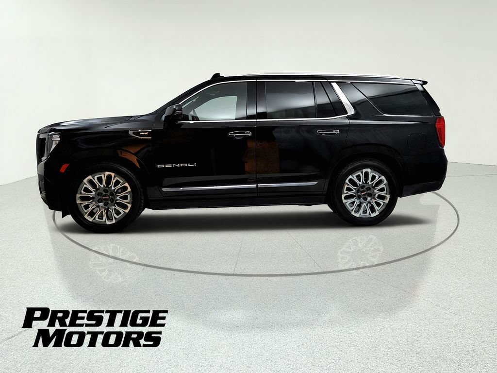 Used 2023 GMC Yukon Denali Ultimate AWD/4WD image 4