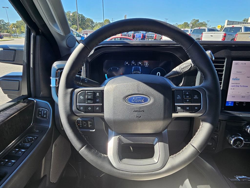 New 2026 Ford F250 Lariat w/ Black Appearance Package image 36